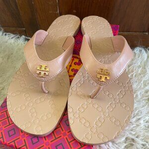 Tory Burch Monroe Light Brown Leather Thong Sandals- Size 10.5